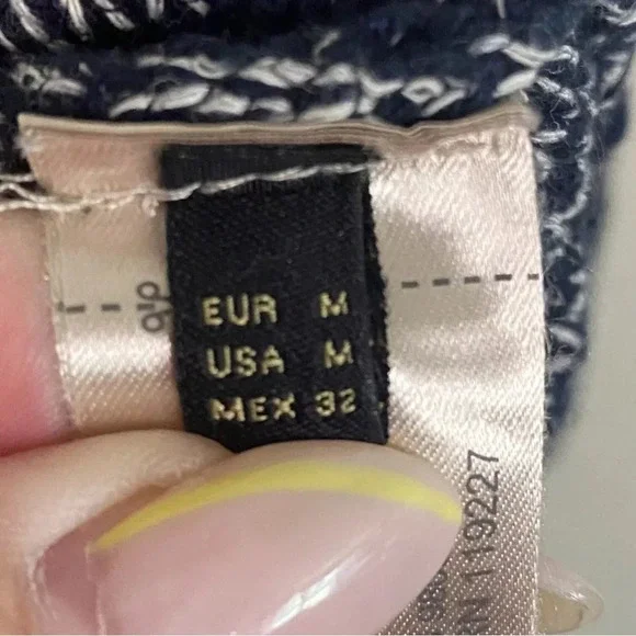 Massimo Dutti Women’s M Navy Blue Marled Heavy Knit Split Back Sweater - Picture 5 of 7